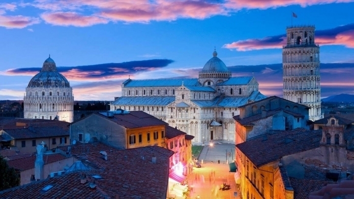 capodanno pisa in piazza in centro storico foto